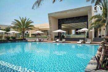 luxury 4 br cherry villa novaworld pt