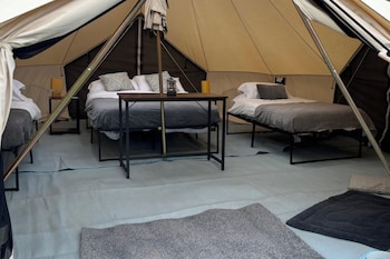 Cozy Hot Tent With Log Burner & Hot Tub Right Tent,,3 star