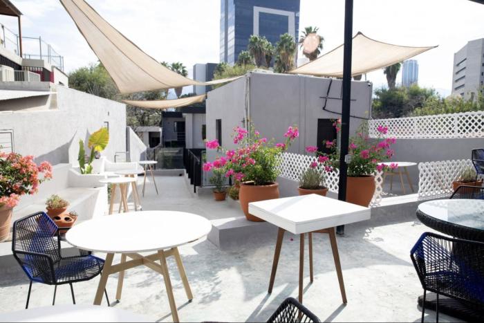 adhoc boutique barrio antiguo