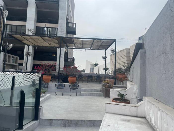 adhoc boutique barrio antiguo
