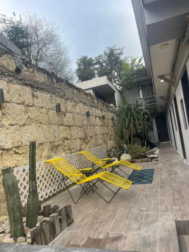 adhoc boutique barrio antiguo