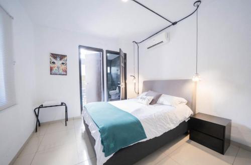 adhoc boutique barrio antiguo