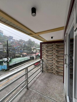 good living baguio