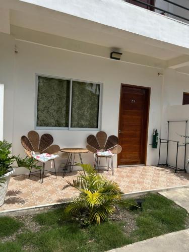 coconut inn
