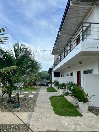 coconut inn