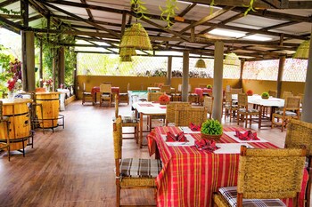 Eliata Bush Camp,,3 star
