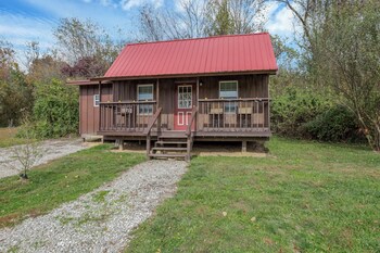 Cozy Cabin,,3 star