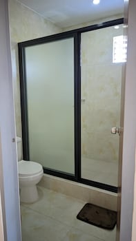 lou elas resort
