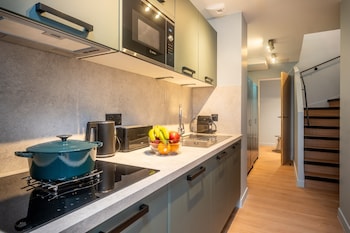 Montmartre Paris Suite,,4 star