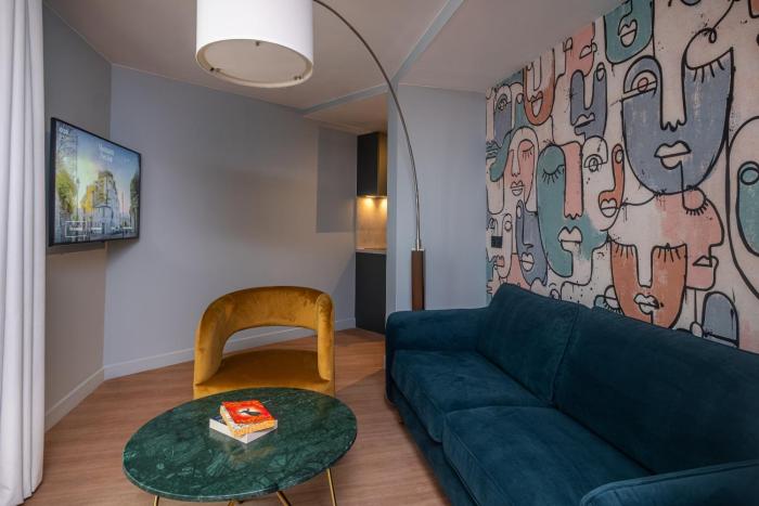 montmartre paris suite
