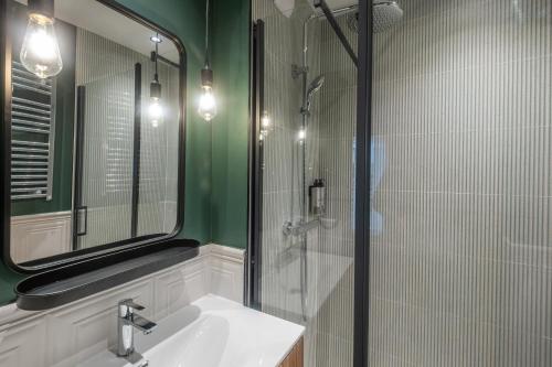 montmartre paris suite