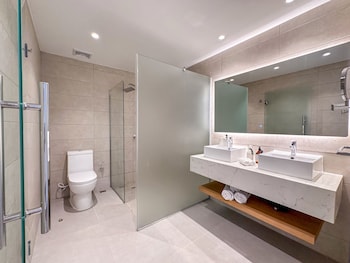Luxury 2 Bedroom Apartment,,2 star
