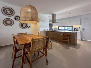 luxury 2 bedroom apartment