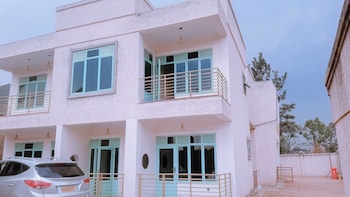 Velvet Villas,,2 star