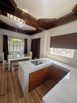 Keps Boarding House,,3 star