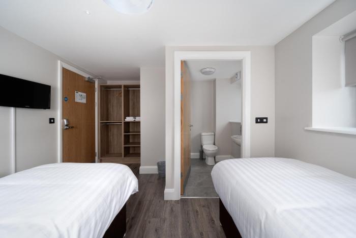 hugh lynchs self catering accommodation