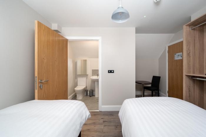 hugh lynchs self catering accommodation