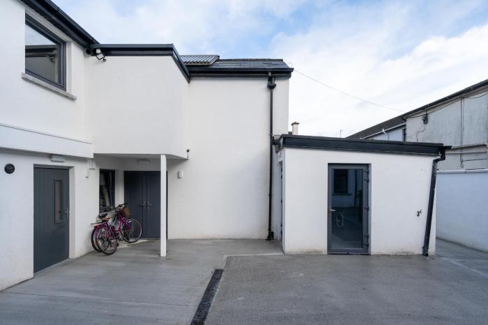 hugh lynchs self catering accommodation