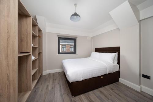 hugh lynchs self catering accommodation