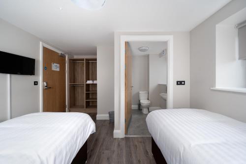hugh lynchs self catering accommodation