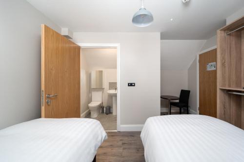 hugh lynchs self catering accommodation