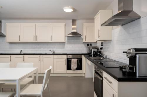 hugh lynchs self catering accommodation