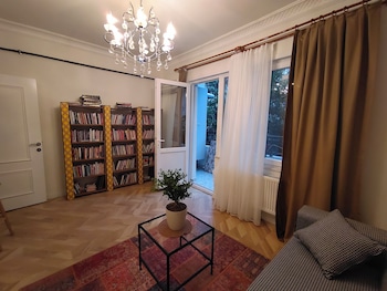 2Br House Near Hilton Bosphorus Otel #2,,4 star