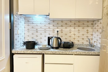 2br and 2bath balcony apt in heart of isatanbul 3