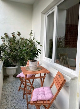 2br and 2bath balcony apt in heart of isatanbul 3