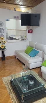 Hostal Villa Del Rio Las Brisas,,2 star