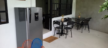 hostal villa del rio las brisas