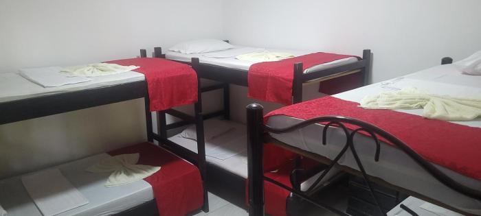 hostal villa del rio las brisas