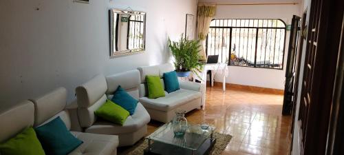 hostal villa del rio las brisas