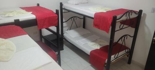 hostal villa del rio las brisas
