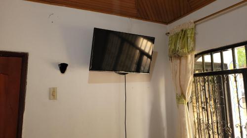 hostal villa del rio las brisas