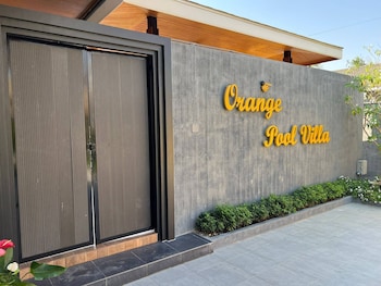 orange private pool villa near cham am beach