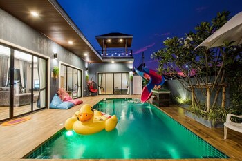 orange private pool villa near cham am beach