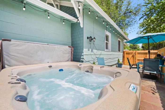 peterson retreat hot tub bikes old town