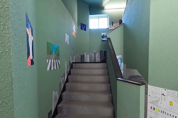 Tasogare Hostel,,2 star