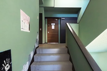 Tasogare Hostel,,2 star