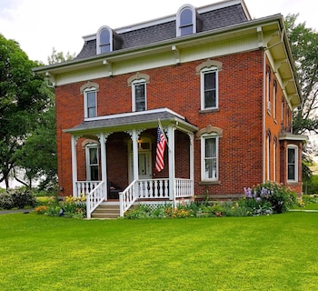 The Vine Bed & Breakfast Llc,,3 star