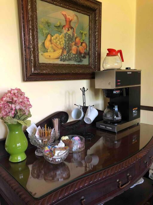 the vine bed and breakfast llc