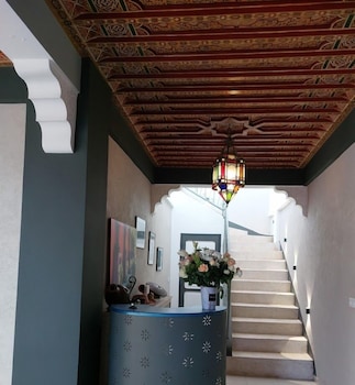 Dar Hisane,,5 star