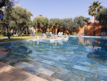 Dar Hisane,,5 star
