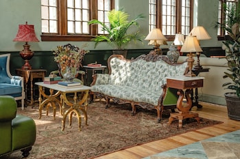 the aldenberg hotel