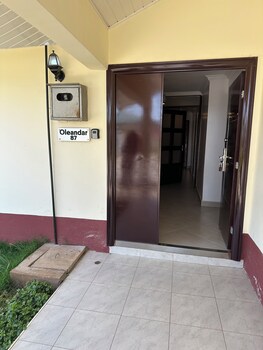 lux suites greenpark getaway bungalows