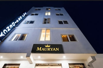 mauryan signature hotel near yashobhoomi