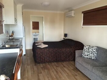 the gallery motor inn