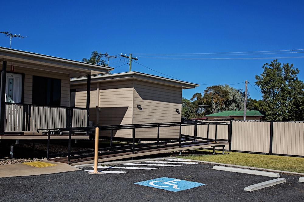 the gallery motor inn