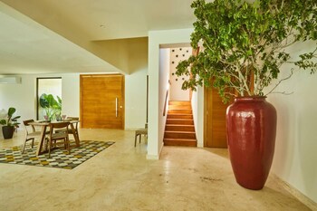 Villa Aurora,,3 star